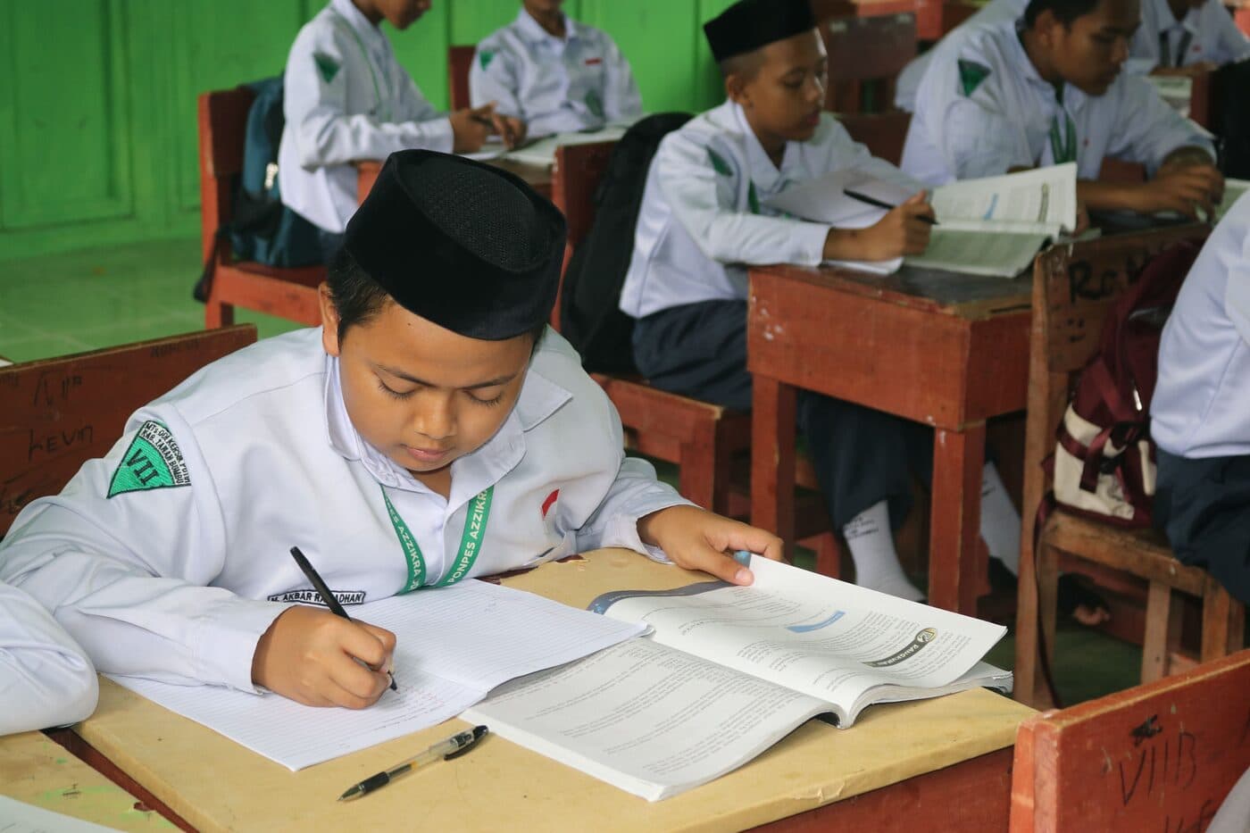 Guru Jalan Pintar